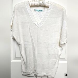 Women's maurices white top